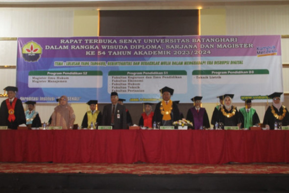 2. LAPORAN REKTOR UNIVERSITAS BATANGHARI PADA WISUDA ke 54