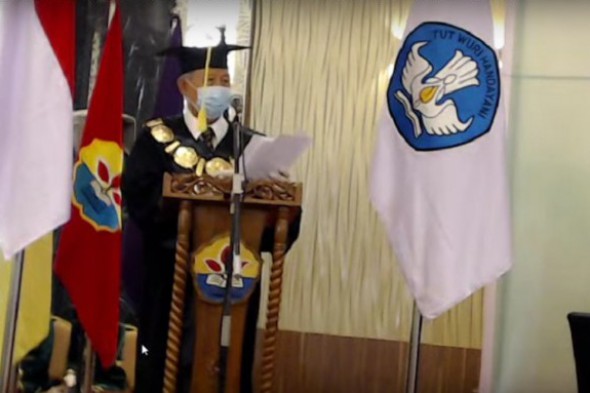 6. LAPORAN REKTOR UNIVERSITAS BATANGHARI PADA WISUDA ke 48 PROGRAM MAGISTER, SARJANA dan DIPLOMA